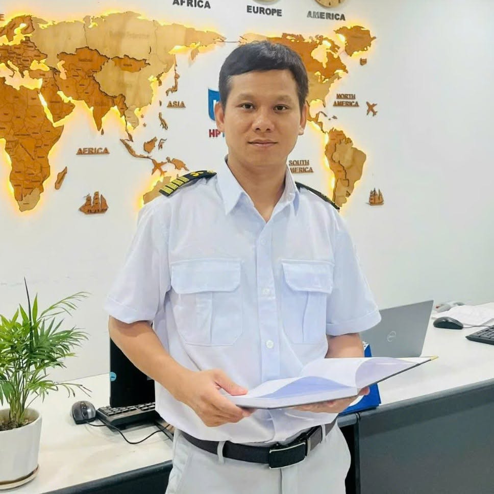 Chief Hưng - Giảng viên đào tạo Máy trưởng
